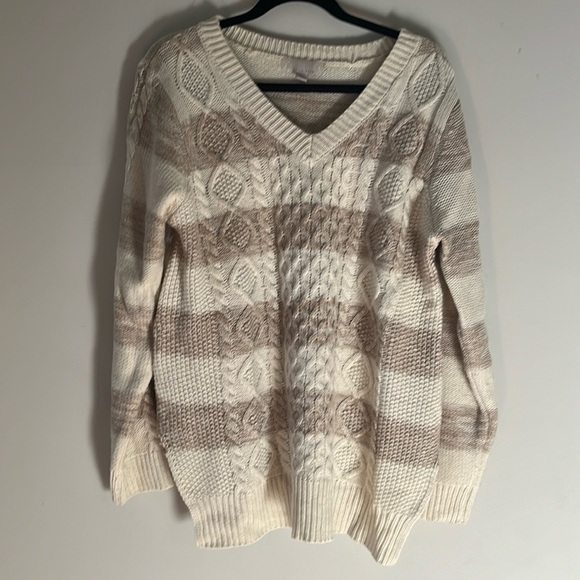 Emily Rose (bought on stitch fix). women’s V-neck sweater. Size XL.Cream and tan - Picture 2 of 13